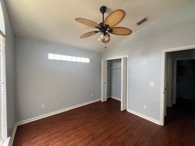 Building Photo - 116 E Sonata Cir
