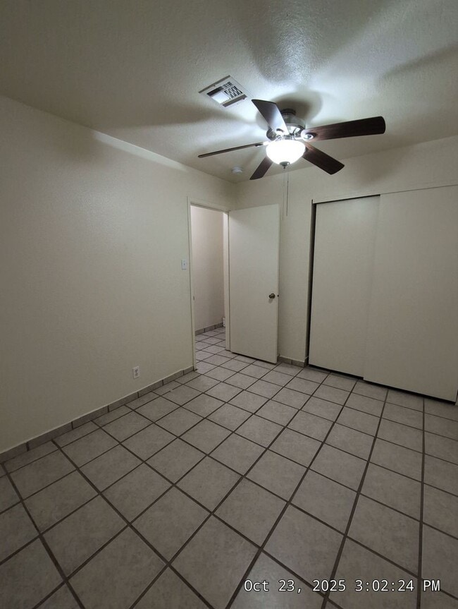 Building Photo - Welcome to your new cozy, immaculate and s...