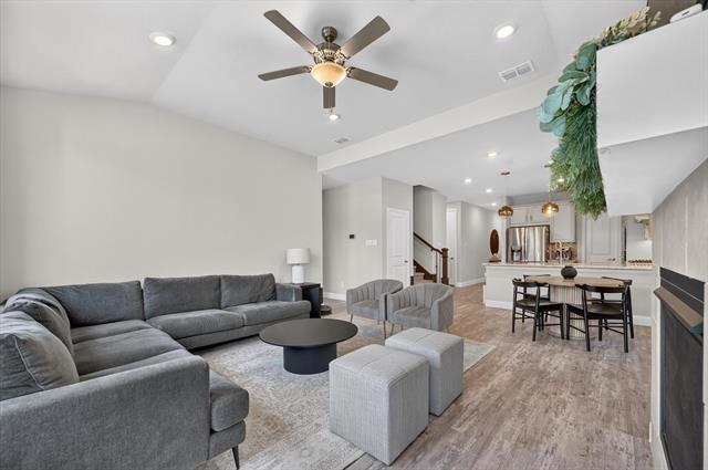 Building Photo - 4129 Ranchero Dr