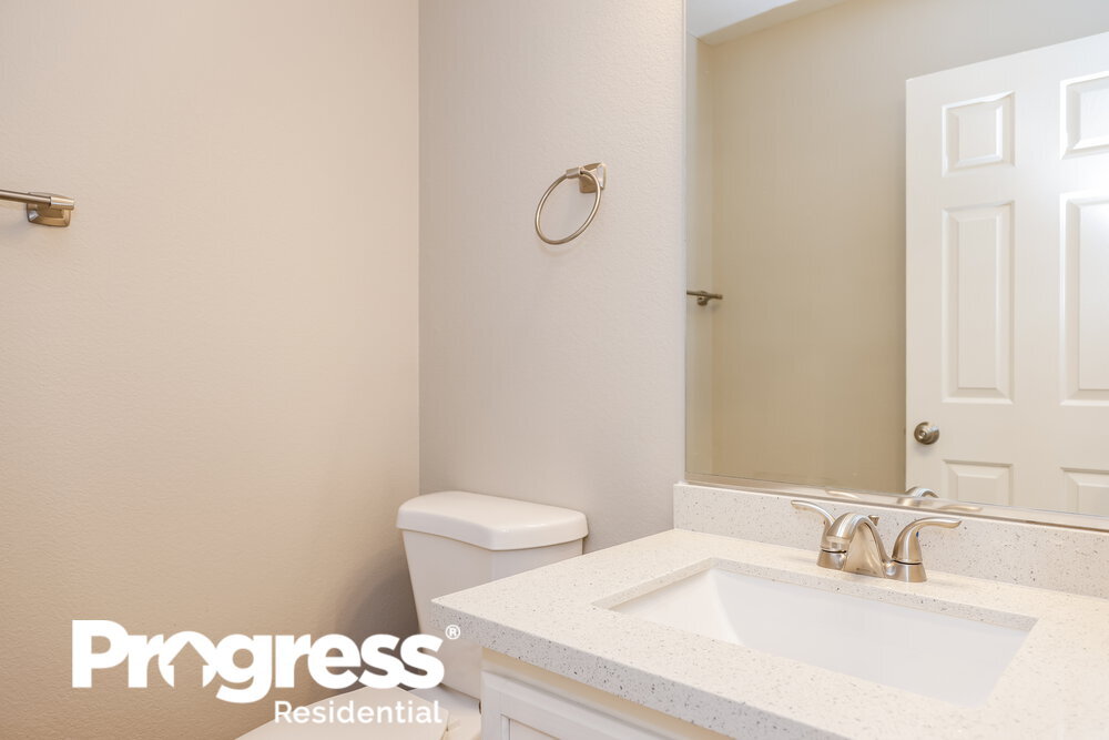 Building Photo - 7875 Windhamridge Dr