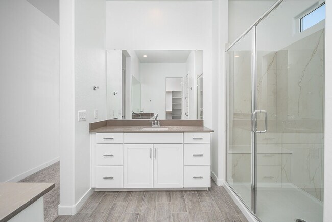 Building Photo - 3260 W Peak View Rd