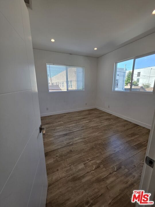 Building Photo - 2765 1/2 W 12th St