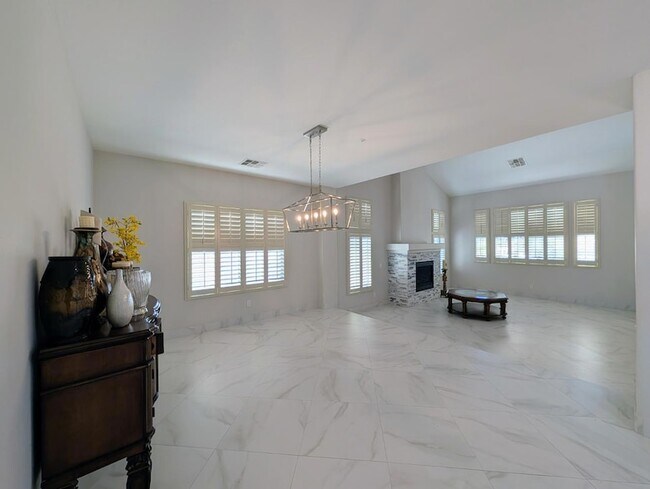 Building Photo - 27321 N Gidiyup Trail