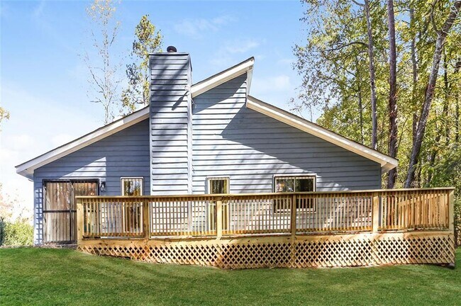 Building Photo - 135 Beethoven Ct