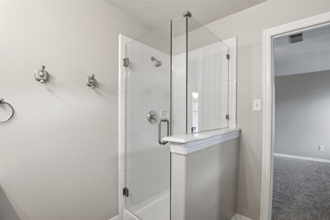 Building Photo - 2434 Montana Blue Dr