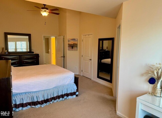 Building Photo - 408 Berry Chase Way