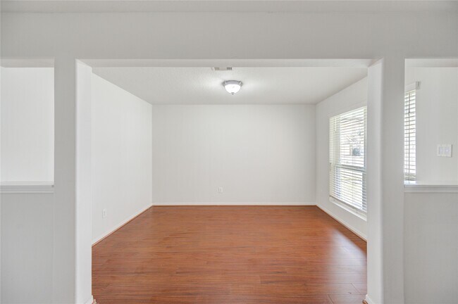 Building Photo - 18434 Ranch View Trail