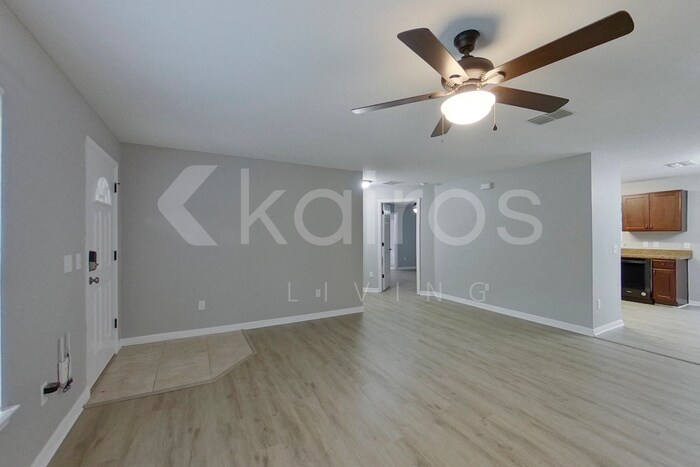 Building Photo - 13719 SW 89 Cir