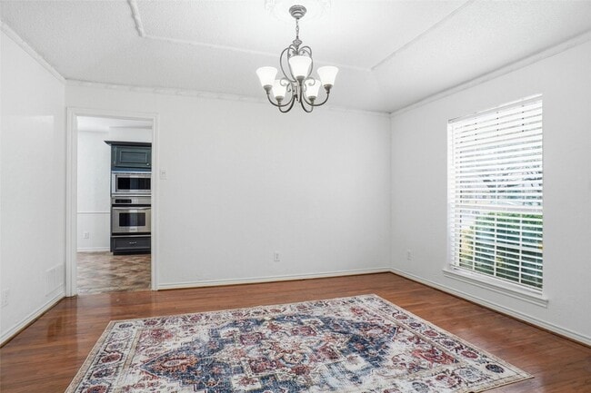 Building Photo - 1329 Mackie Dr