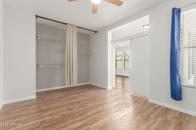 Building Photo - 4274 E Gleneagle Dr