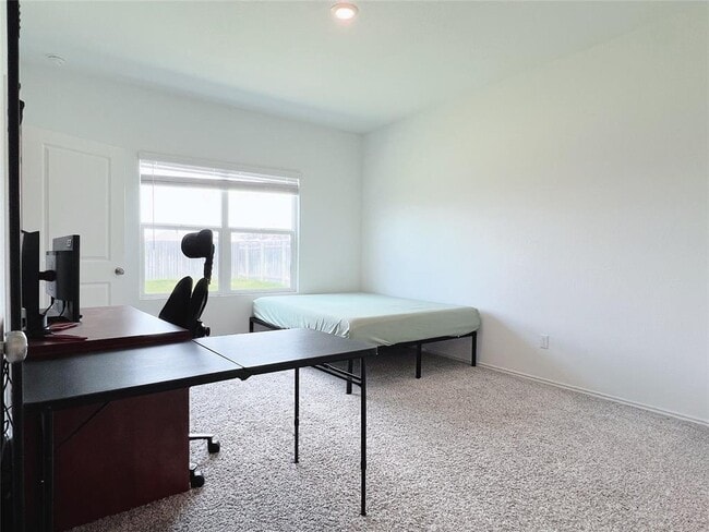 Building Photo - 5621 Bellissima Way