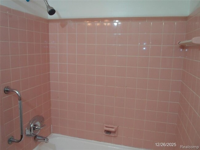 Building Photo - 4656 Toepfer Rd