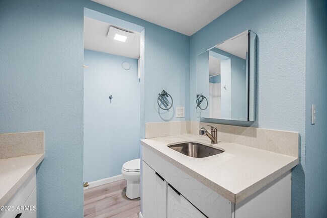 Building Photo - 3025 N 32nd St