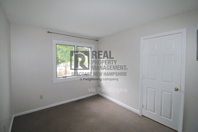 Building Photo - 139 Philbrick Ave