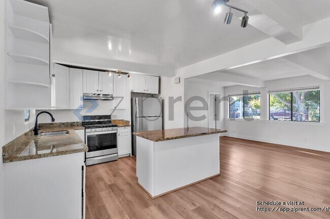 Building Photo - 1312 Carlton Ave