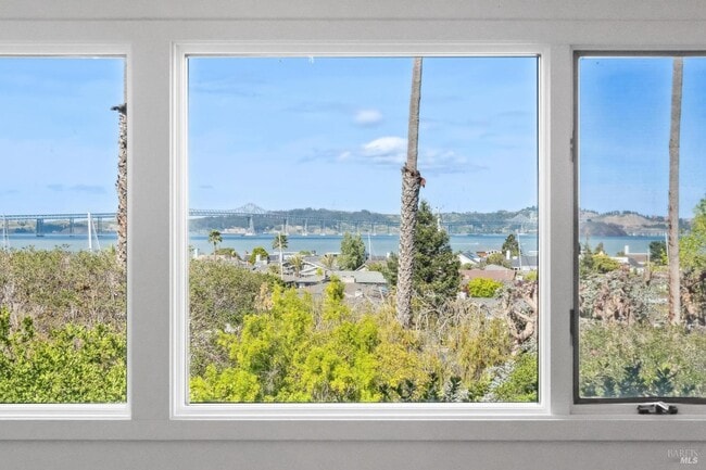 Building Photo - 31 Antilles Way