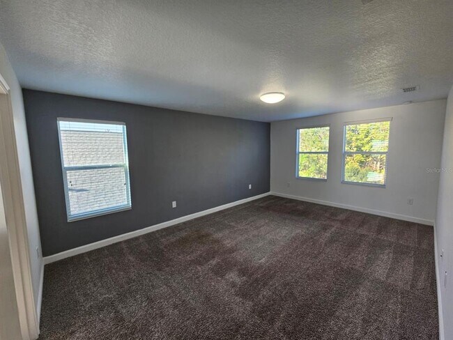 Building Photo - 3059 Beaver Creek Dr