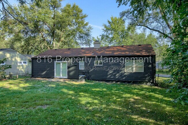 Building Photo - 8701 E 114th St