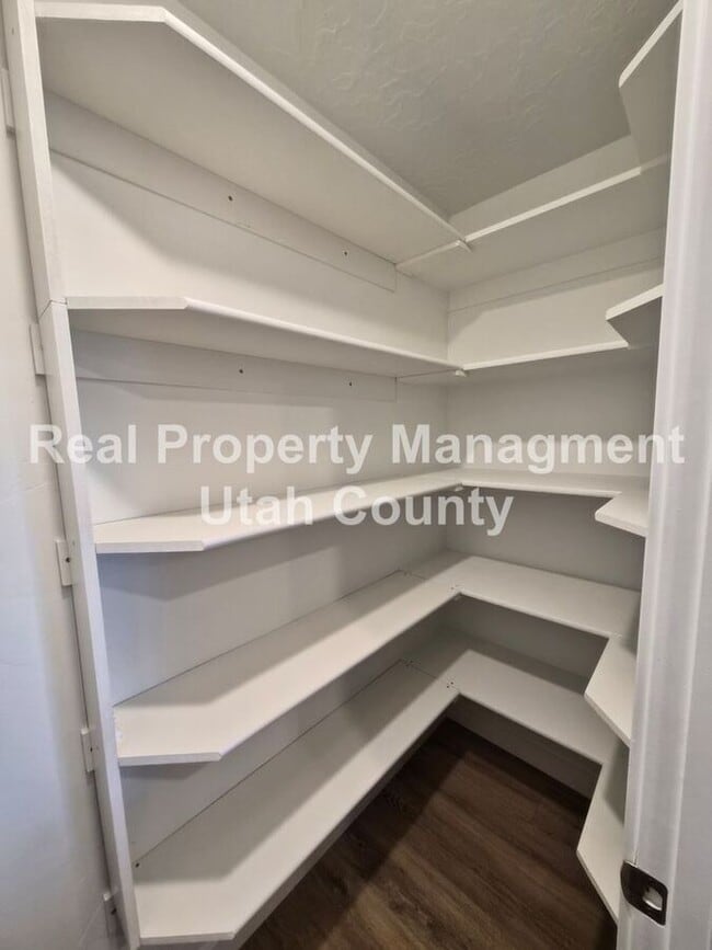 Building Photo - 1322 S 3540 E