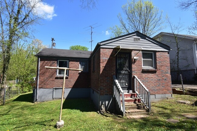 Primary Photo - Prime East Nashville Living!