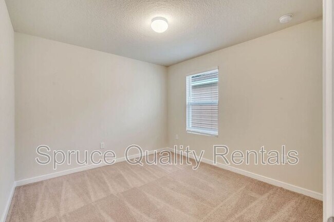 Building Photo - 889 Rivers Crossing St