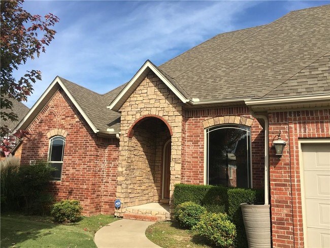 Building Photo - 4506 W Flagstick Dr