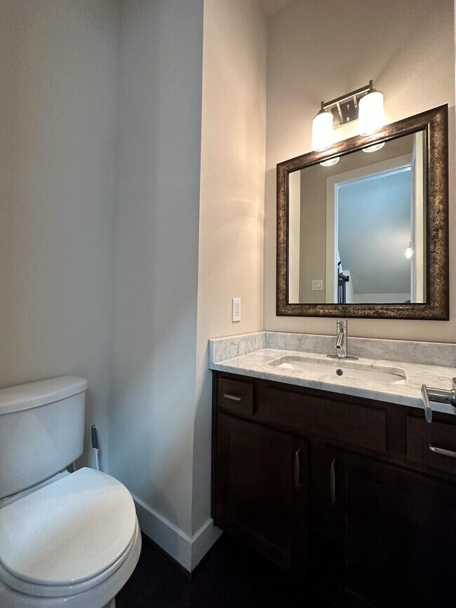 Building Photo - 4406 Eli St