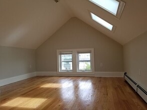 Building Photo - 231 Boston Ave