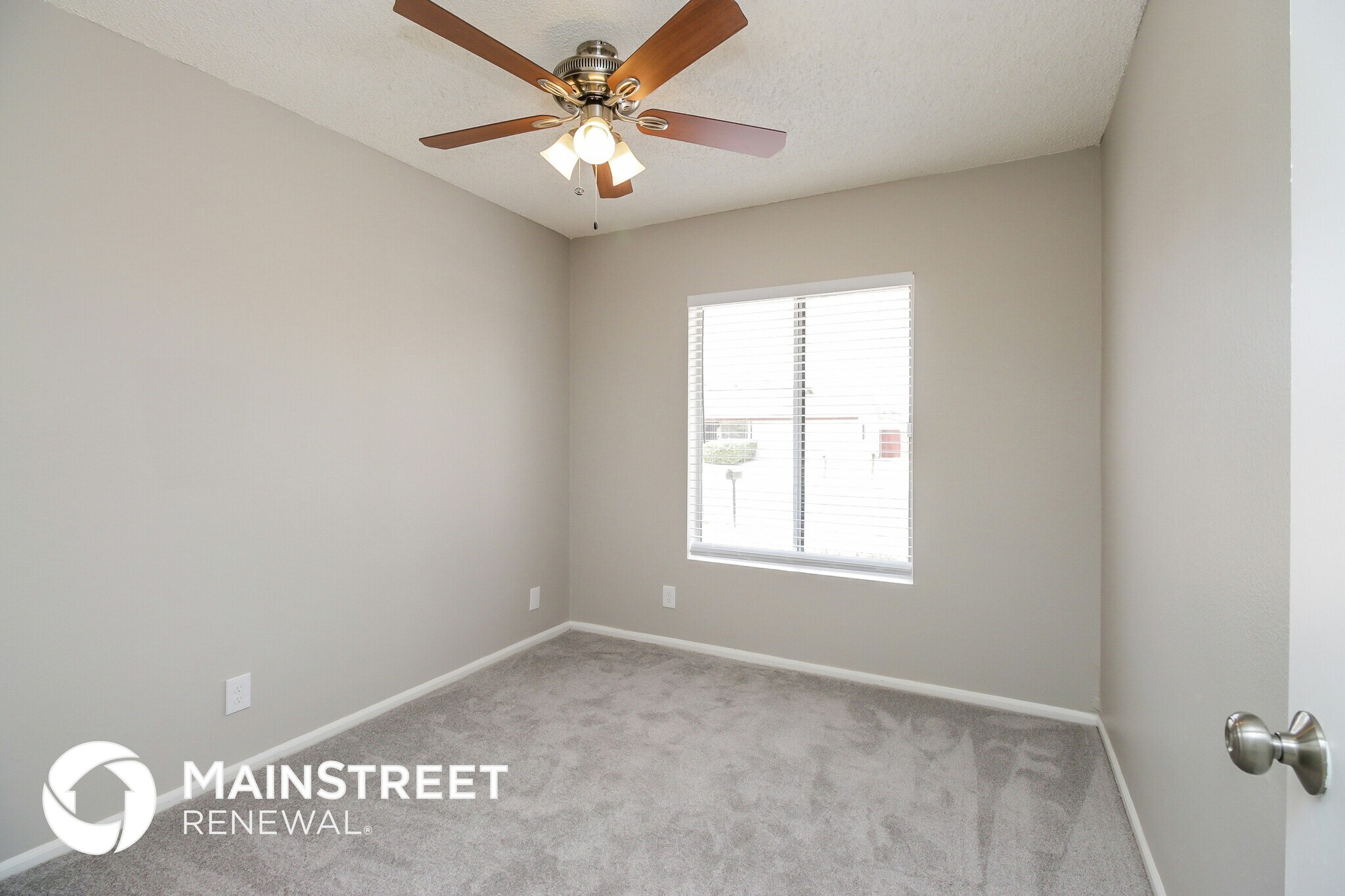 Building Photo - 2355 S Spruce