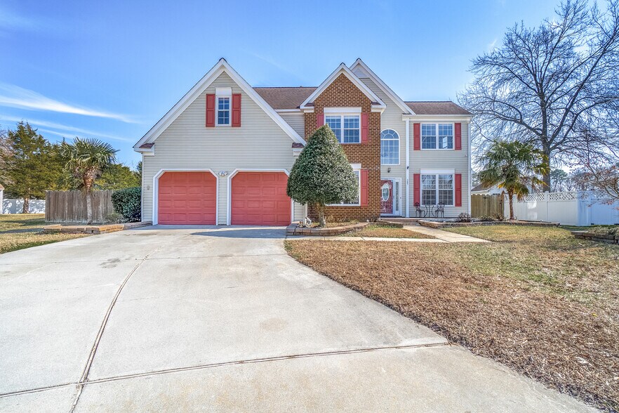Building Photo - 305 Hidden Falls Ct