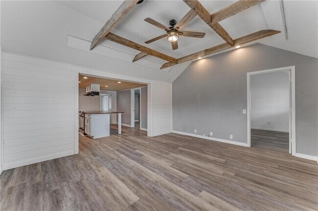 Building Photo - 301 Melton Dr