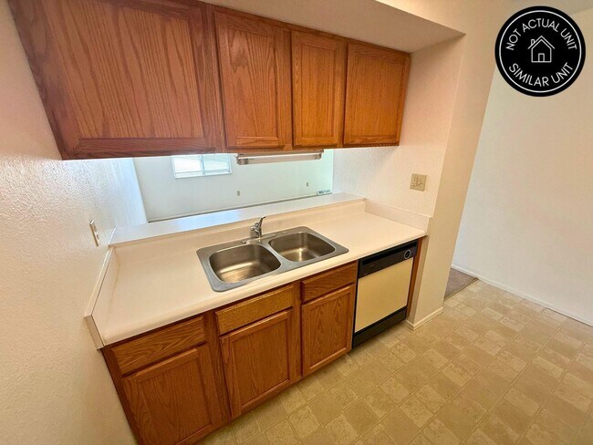 Building Photo - 829 Southwest Blvd