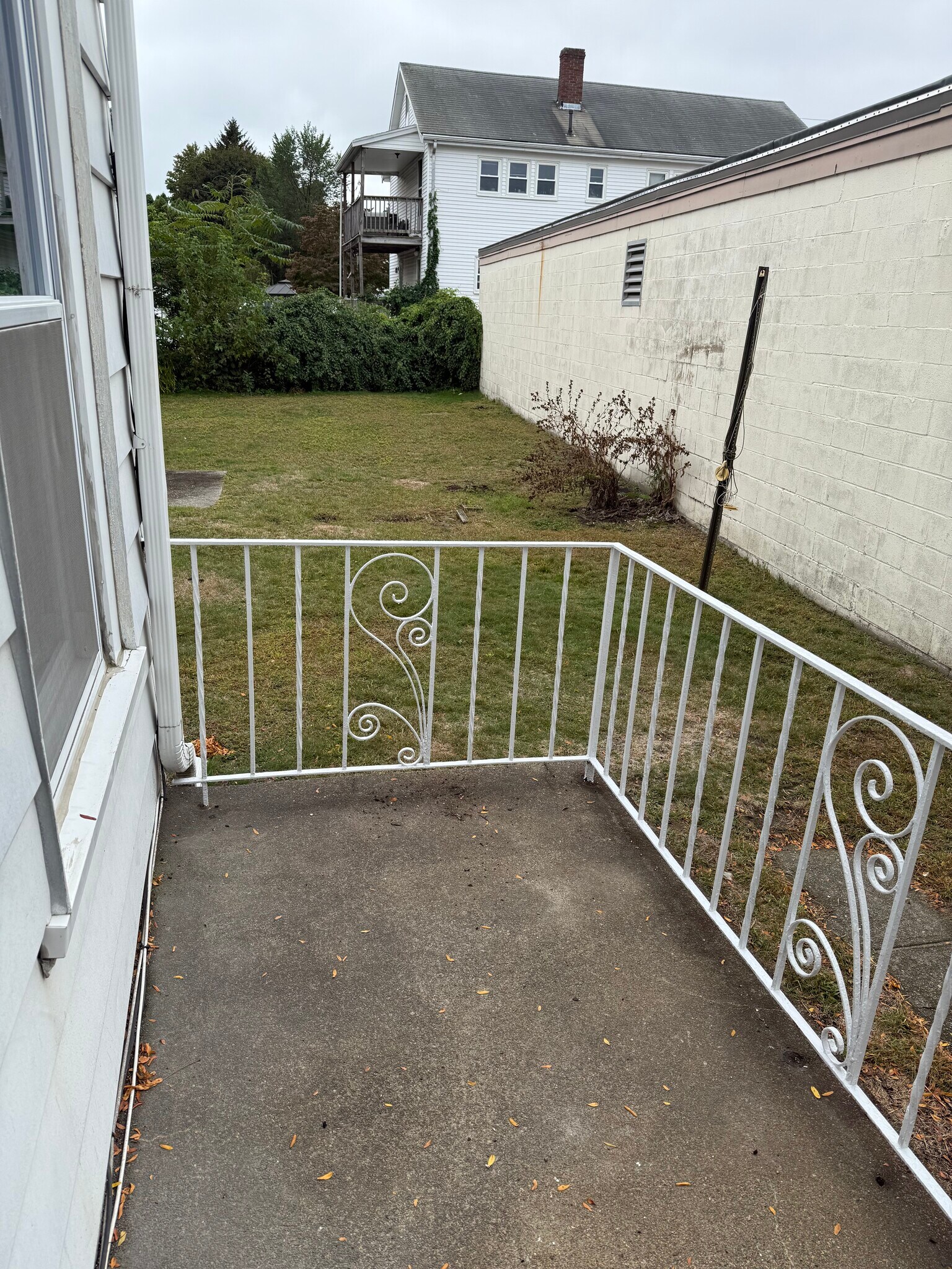 Building Photo - 67 North Beacon St