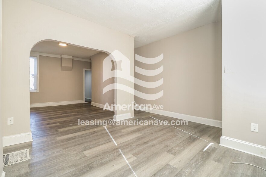 Building Photo - 1629 Dounton St