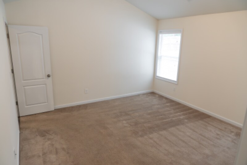 Building Photo - 2026 Jessica Dr