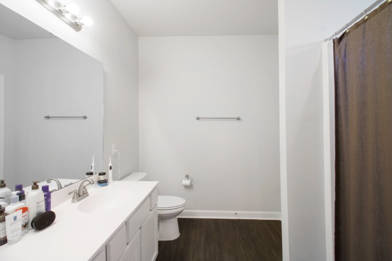 Building Photo - 2013 Folkstone Wds Ln