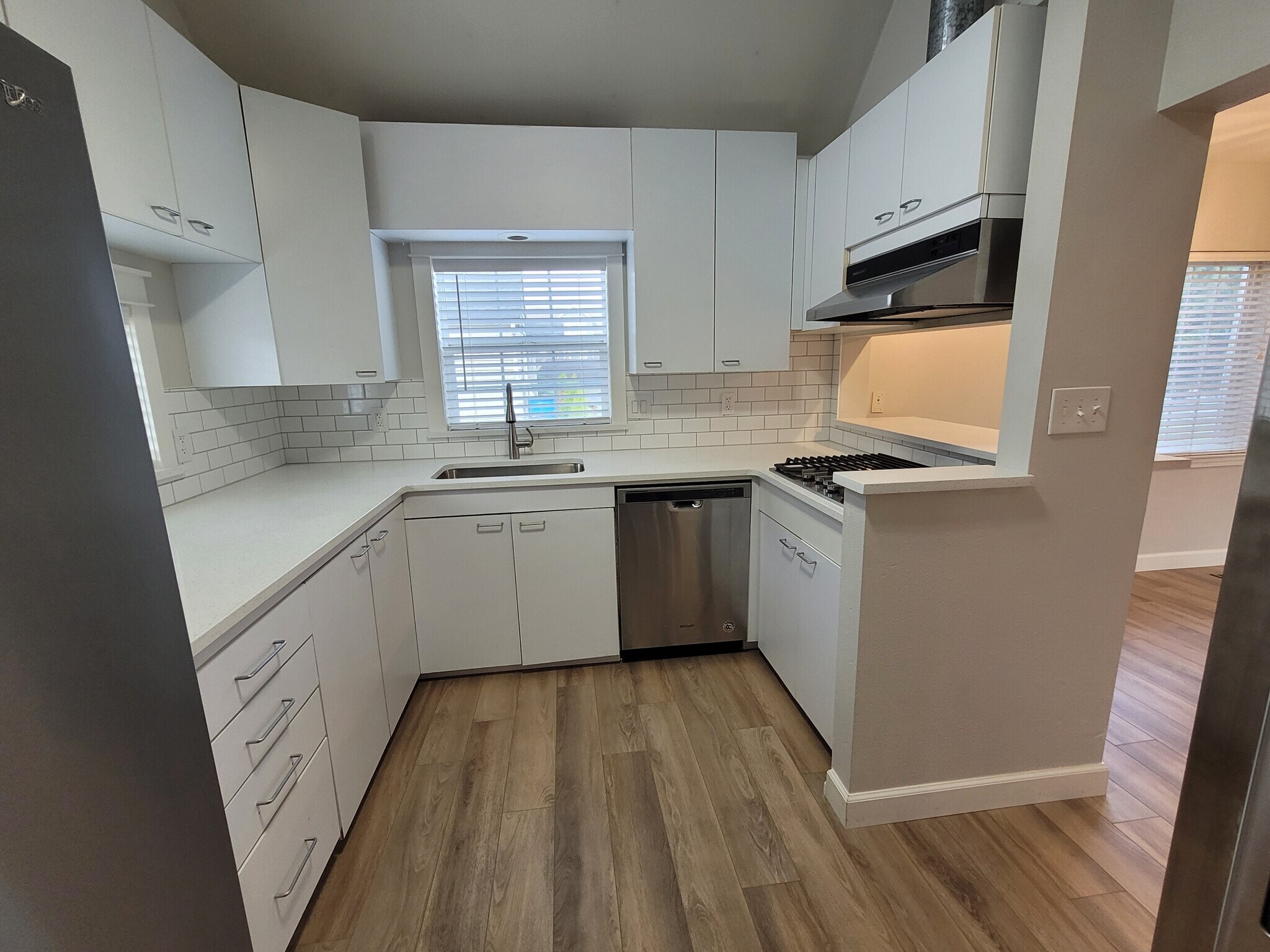 Building Photo - 2506 State St