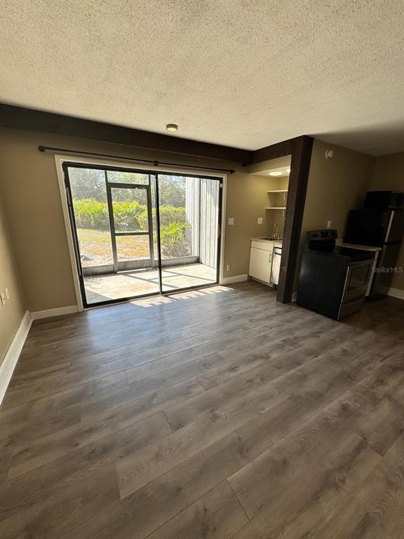 Building Photo - 2241 Burnway Rd