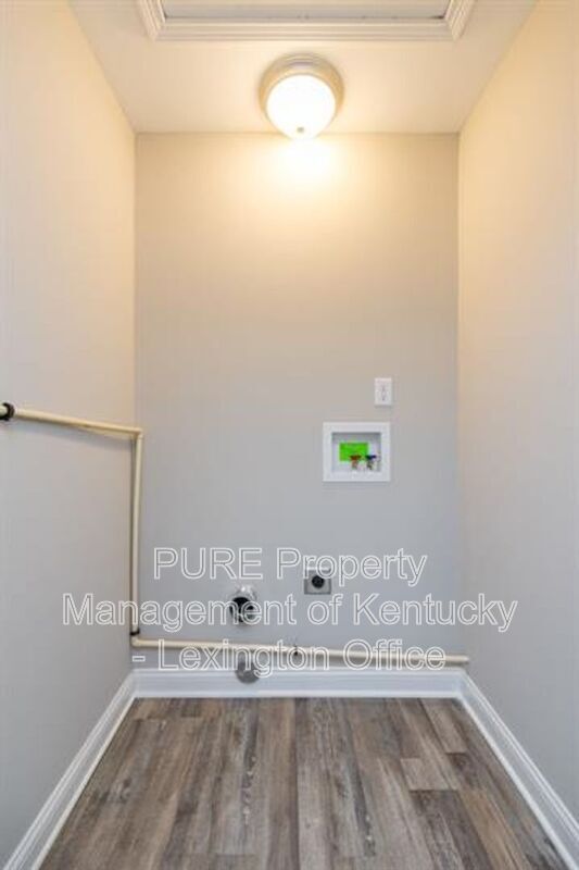 Building Photo - 727 Leeward Ct