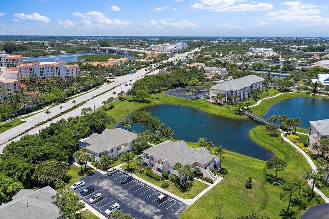 Building Photo - 353 S US Hwy 1