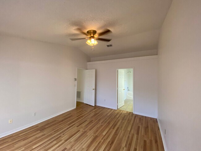 Building Photo - 15327 Lafite Ln