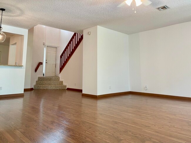 Building Photo - 505 Ocean Dunes Cir
