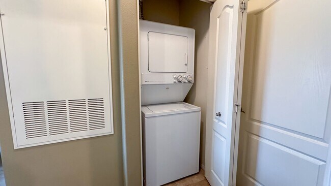 Building Photo - 8985 S Durango Dr