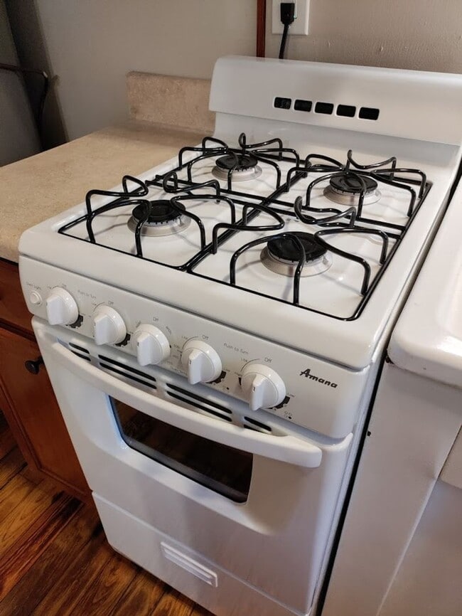 Building Photo - Cozy 1 bedroom/1 bath off of Ferguson