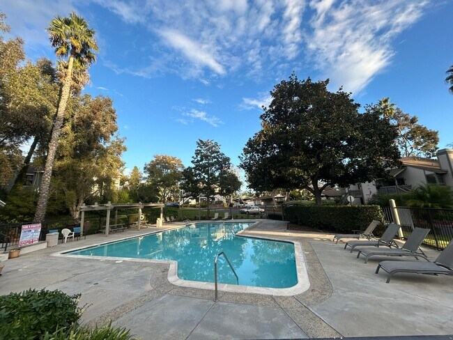 Building Photo - $750.00 off 1st month rent with January 1, 2026 move in!!