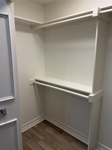 Building Photo - 1902 High Meadow Dr