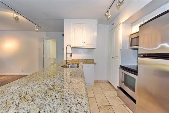 Building Photo - 4851 Cedar Springs Rd