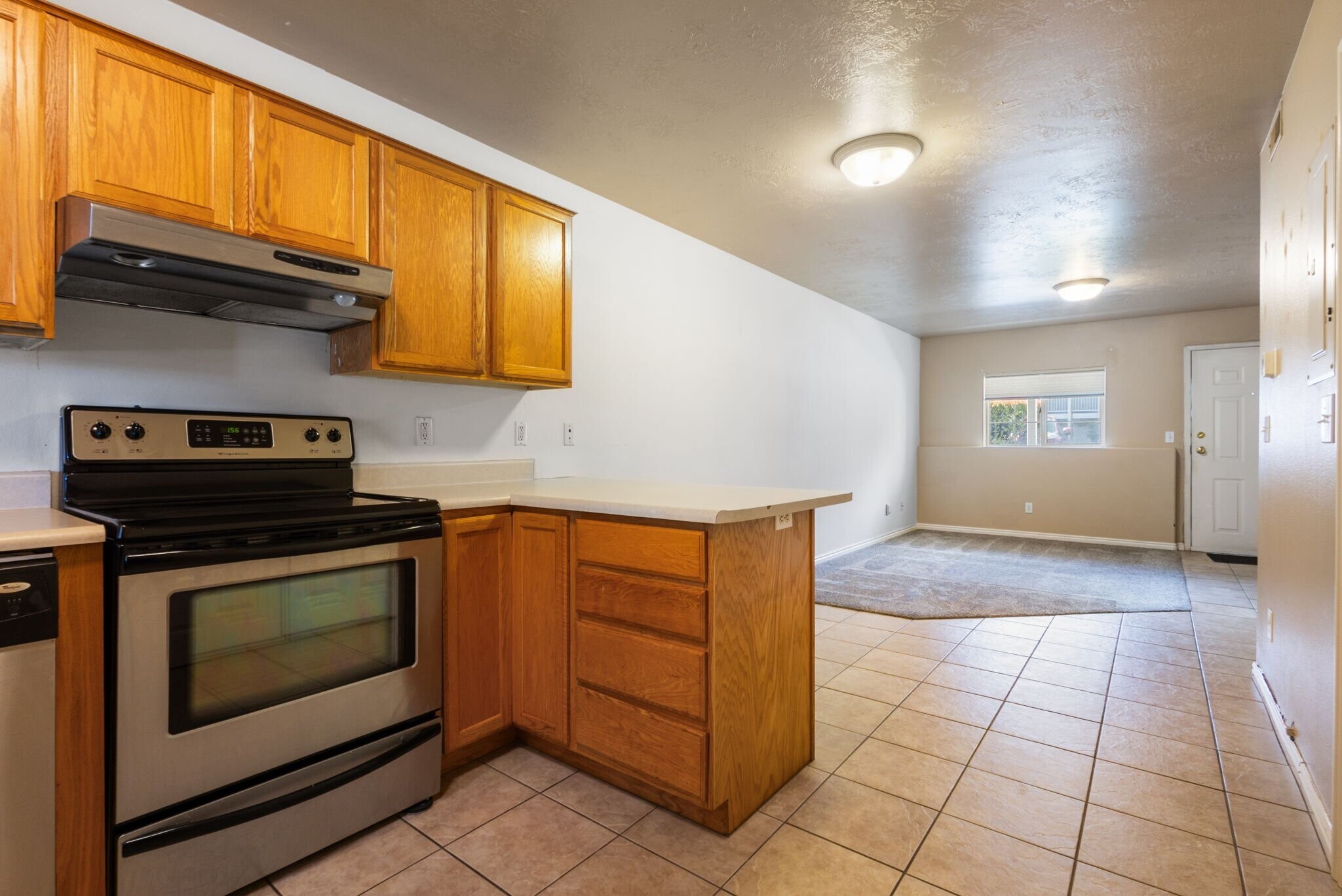 Building Photo - 1208 W 160 N