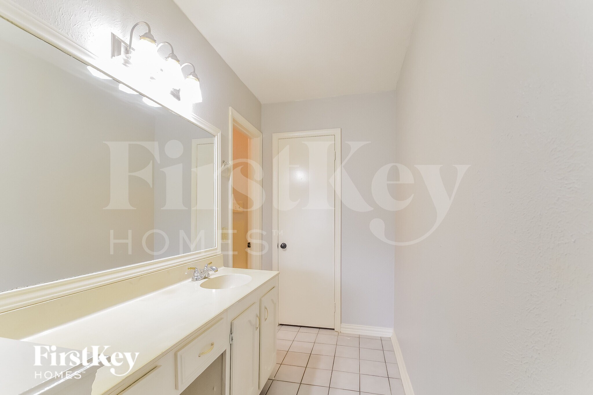 Building Photo - 7116 Wayfarer Trail