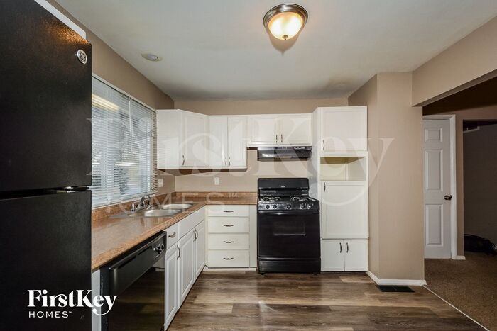 Building Photo - 1465 Aintree Dr